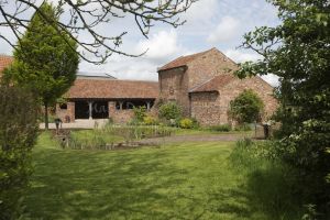 ellerton cottage two 24.jpg